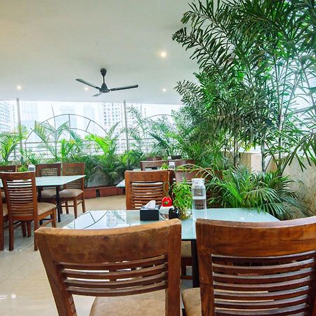 Hotel Skylink Hospitality Mahalaxmi Мумбаї Екстер'єр фото