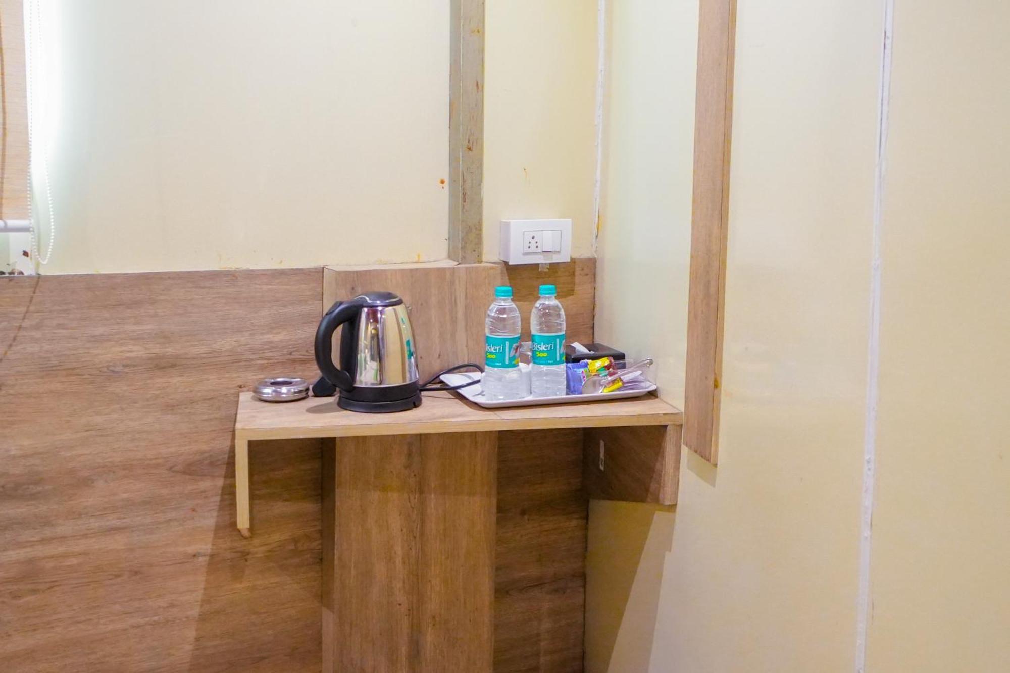 Hotel Skylink Hospitality Mahalaxmi Мумбаї Екстер'єр фото