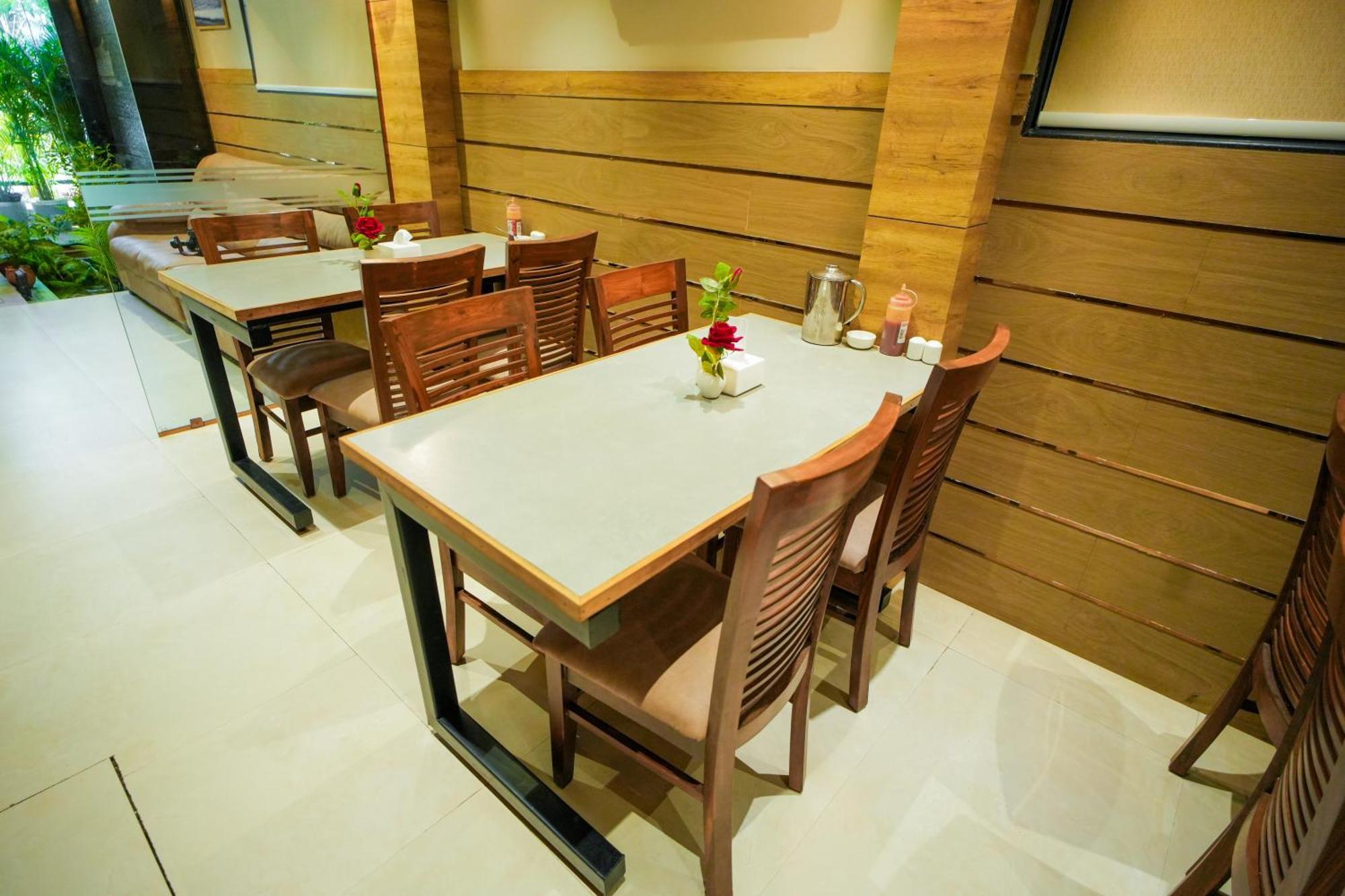 Hotel Skylink Hospitality Mahalaxmi Мумбаї Екстер'єр фото