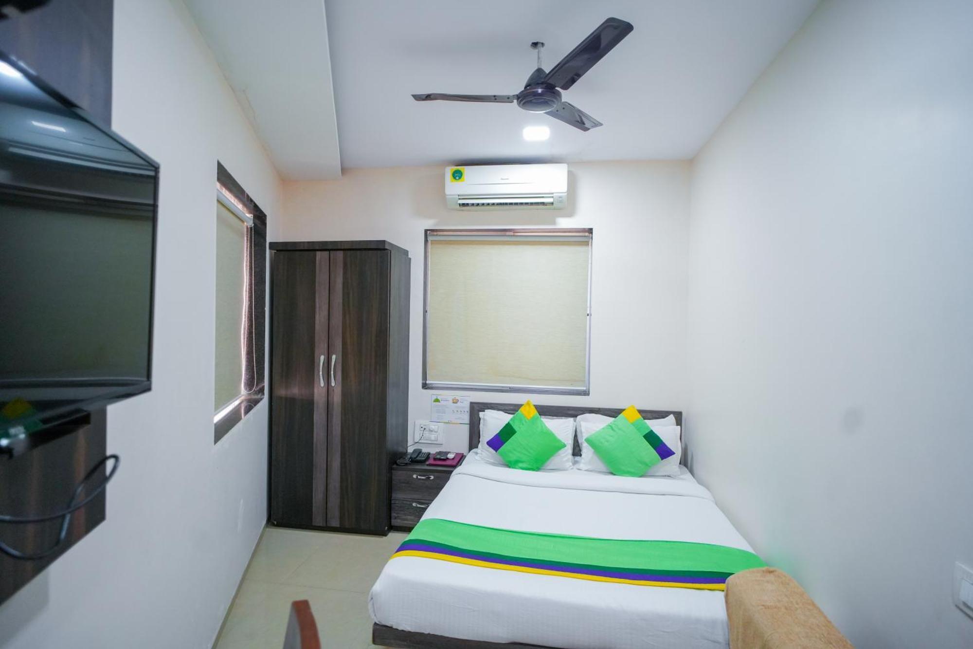 Hotel Skylink Hospitality Mahalaxmi Мумбаї Екстер'єр фото