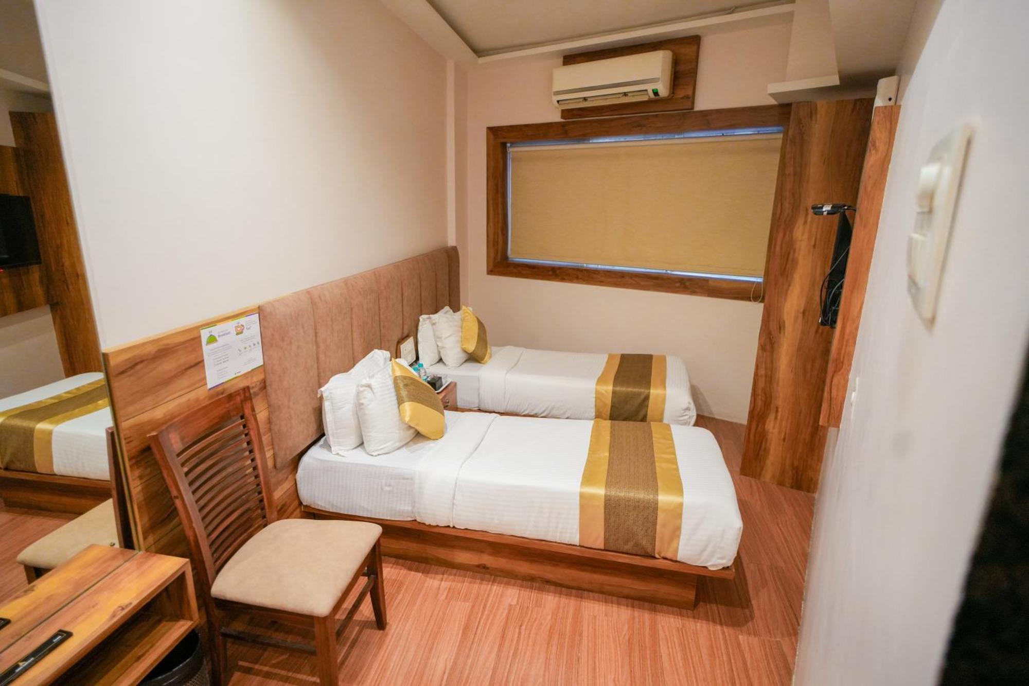 Hotel Skylink Hospitality Mahalaxmi Мумбаї Екстер'єр фото