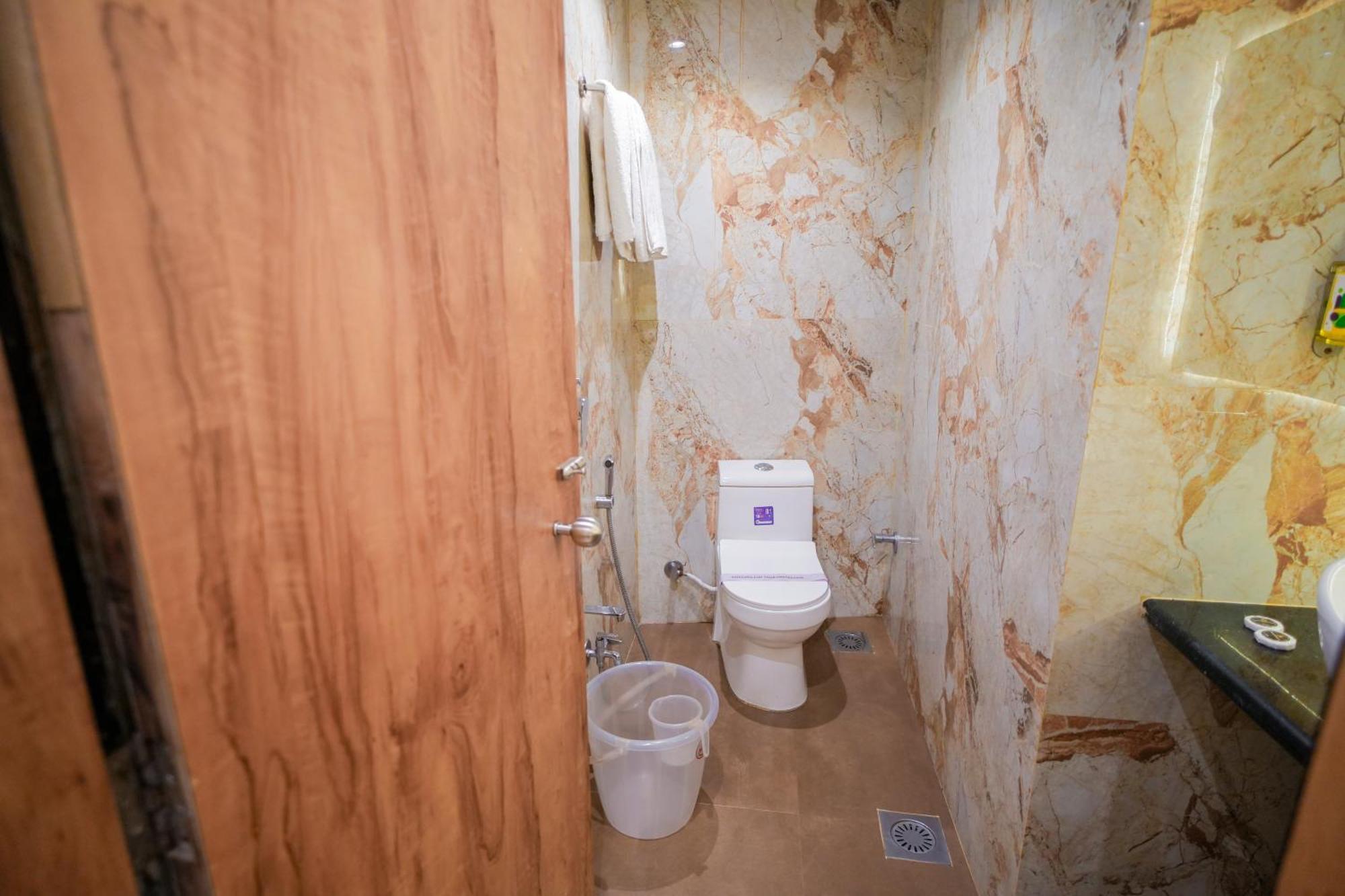 Hotel Skylink Hospitality Mahalaxmi Мумбаї Екстер'єр фото