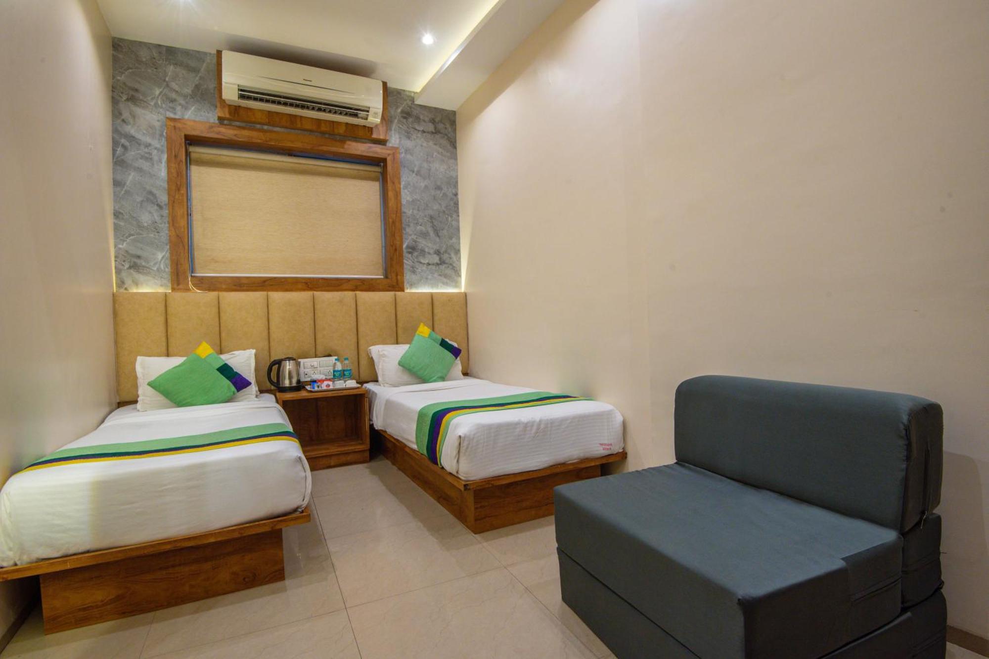 Hotel Skylink Hospitality Mahalaxmi Мумбаї Екстер'єр фото
