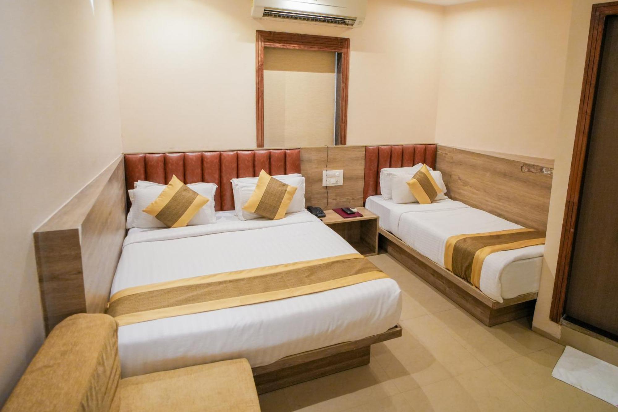 Hotel Skylink Hospitality Mahalaxmi Мумбаї Екстер'єр фото